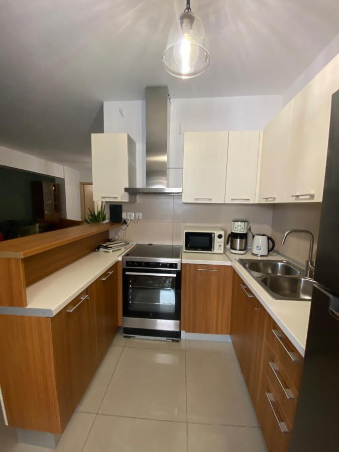 Little John Luxury Apartment Pire Dış mekan fotoğraf
