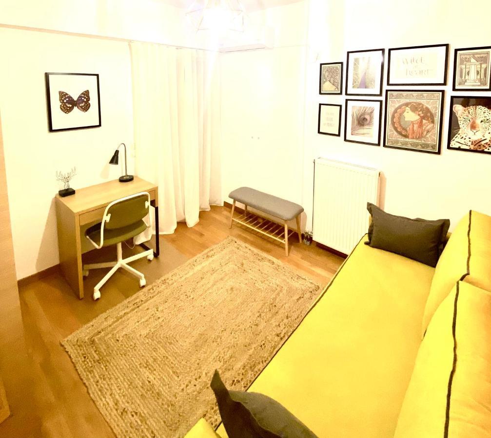 Little John Luxury Apartment Pire Dış mekan fotoğraf