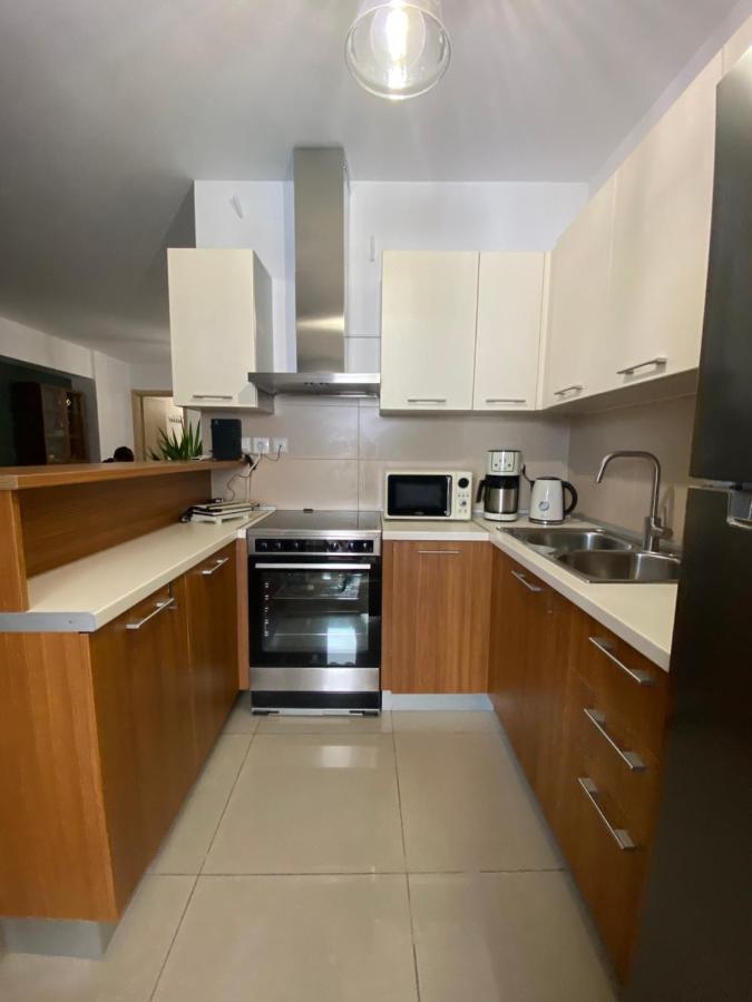 Little John Luxury Apartment Pire Dış mekan fotoğraf